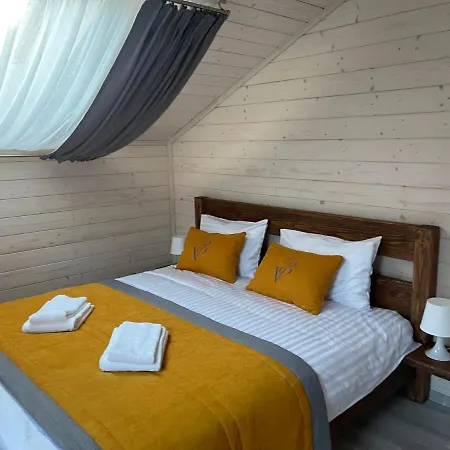 затишна De Luxe Villa *