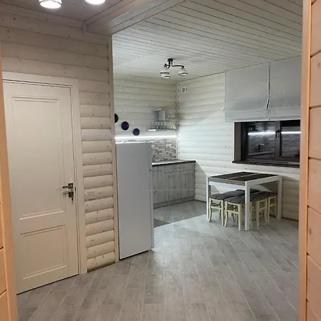 затишна De Luxe Villa *