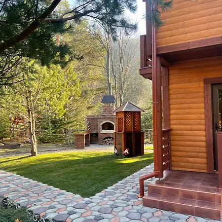 затишна De Luxe Villa *