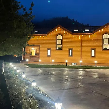 затишна De Luxe Villa