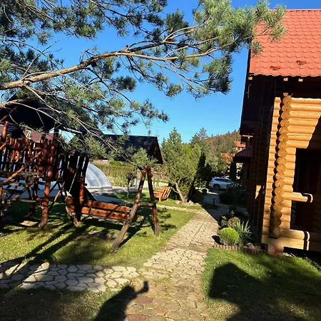 затишна De Luxe Villa