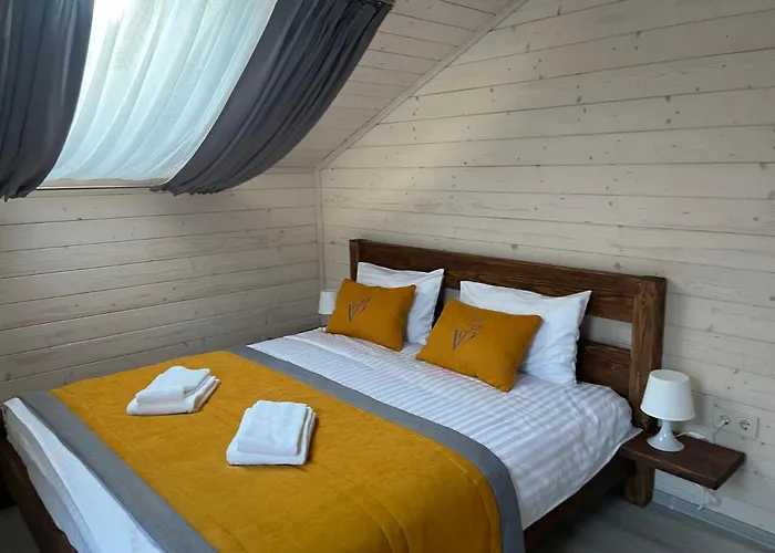 затишна De Luxe Villa *